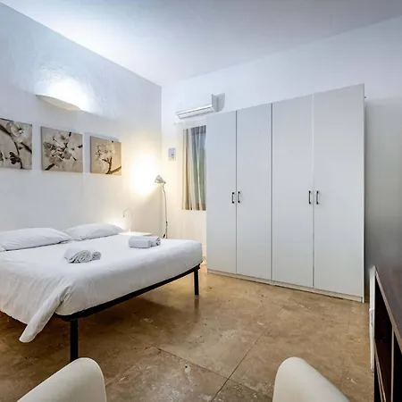 Roommo San Iacopino Florenz